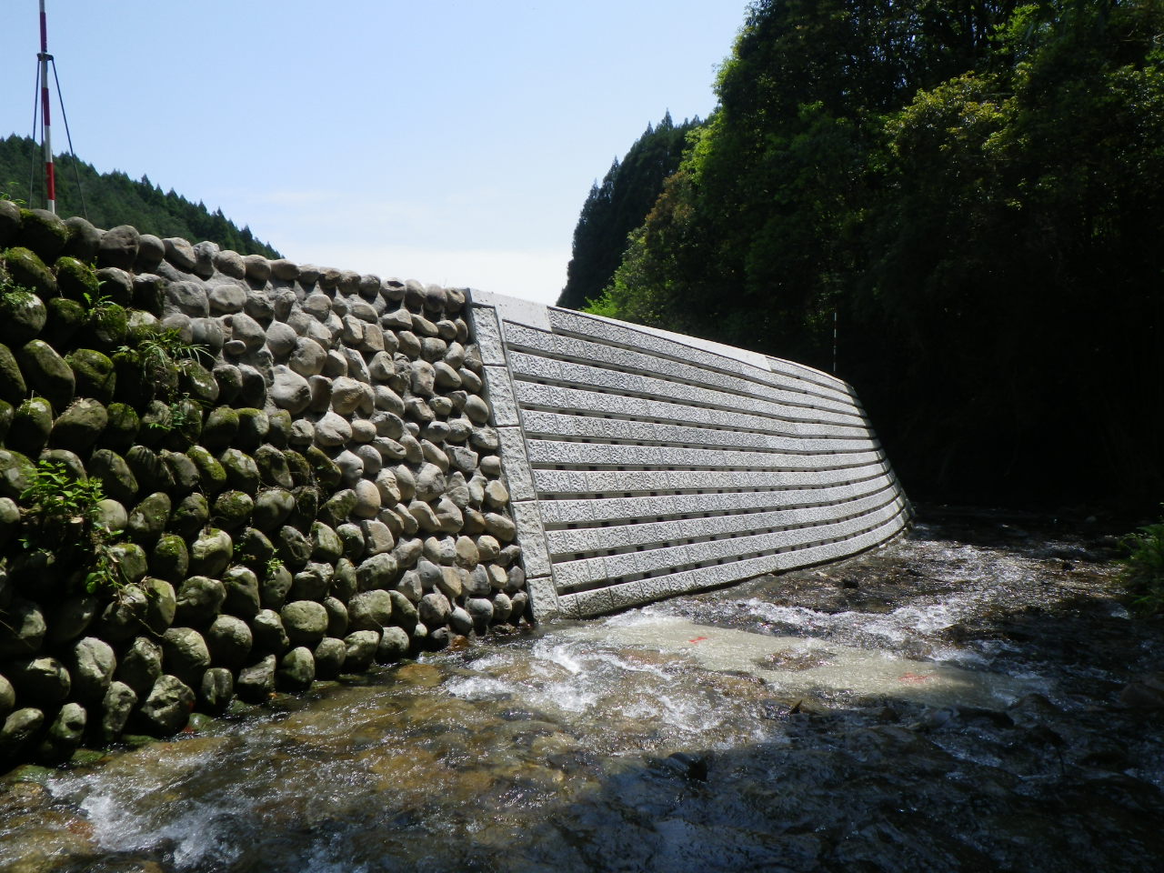 切原川災害復旧工事の写真